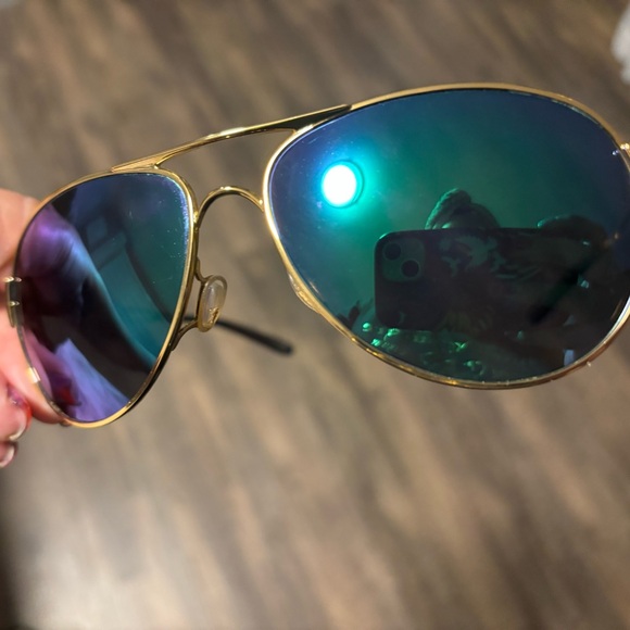 Authentic Oakley blue green mirror gold frame aviators - Picture 8 of 10